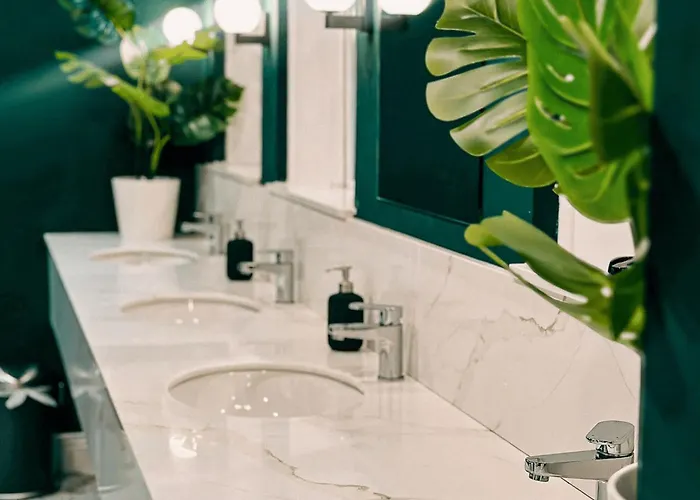 Private Bathroom Dormitory Room Mixed