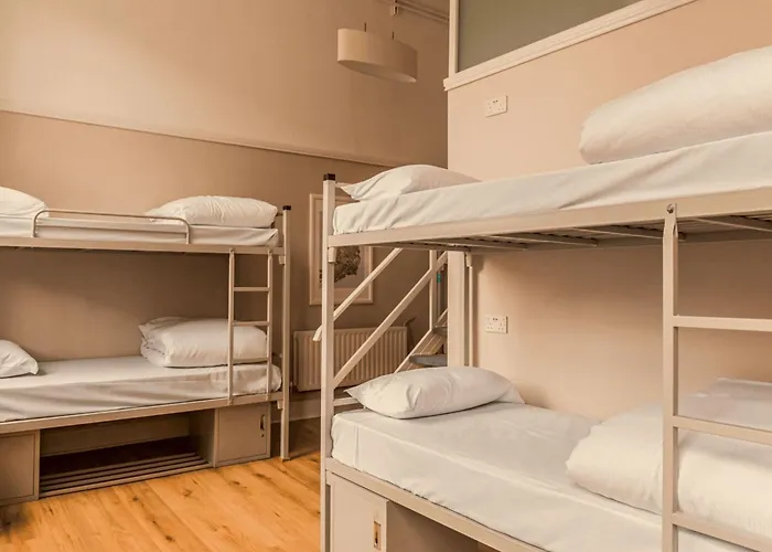 Dormitory Room Mixed